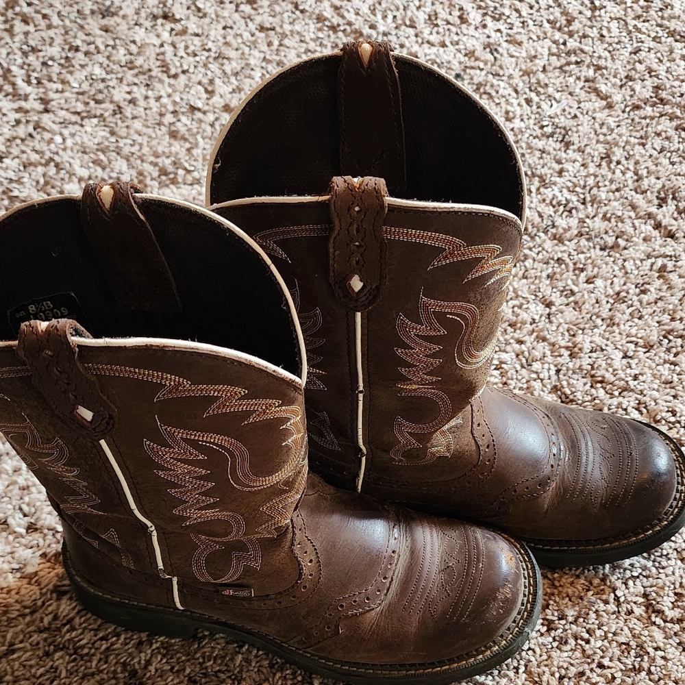 Justin boots